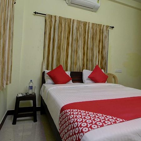 Oyo 42678 Hotel Vasantha Bhavanam Saver Коимбаторе Екстериор снимка