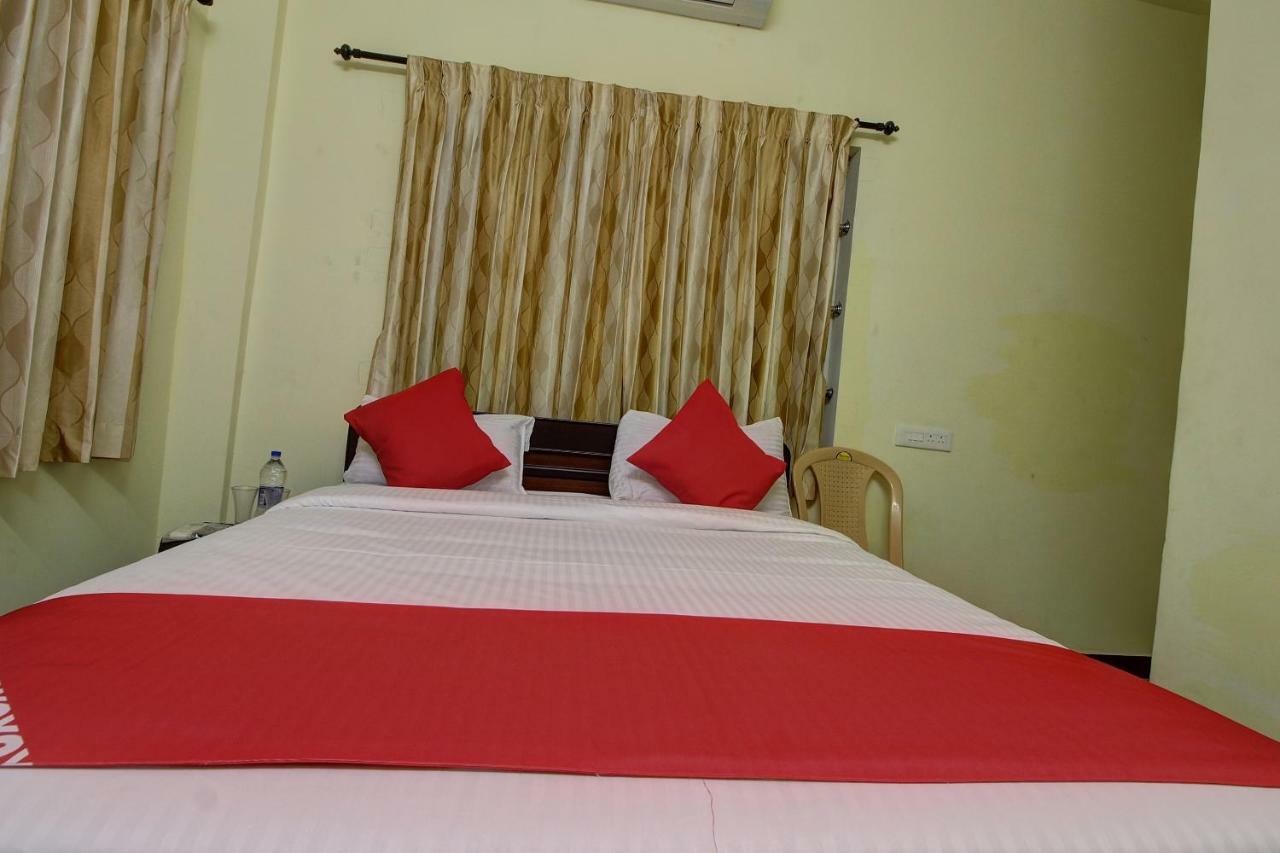 Oyo 42678 Hotel Vasantha Bhavanam Saver Коимбаторе Екстериор снимка