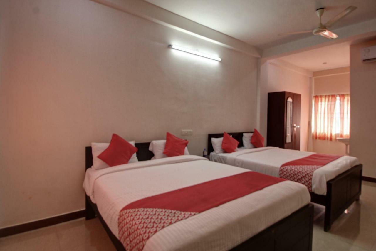 Oyo 42678 Hotel Vasantha Bhavanam Saver Коимбаторе Екстериор снимка