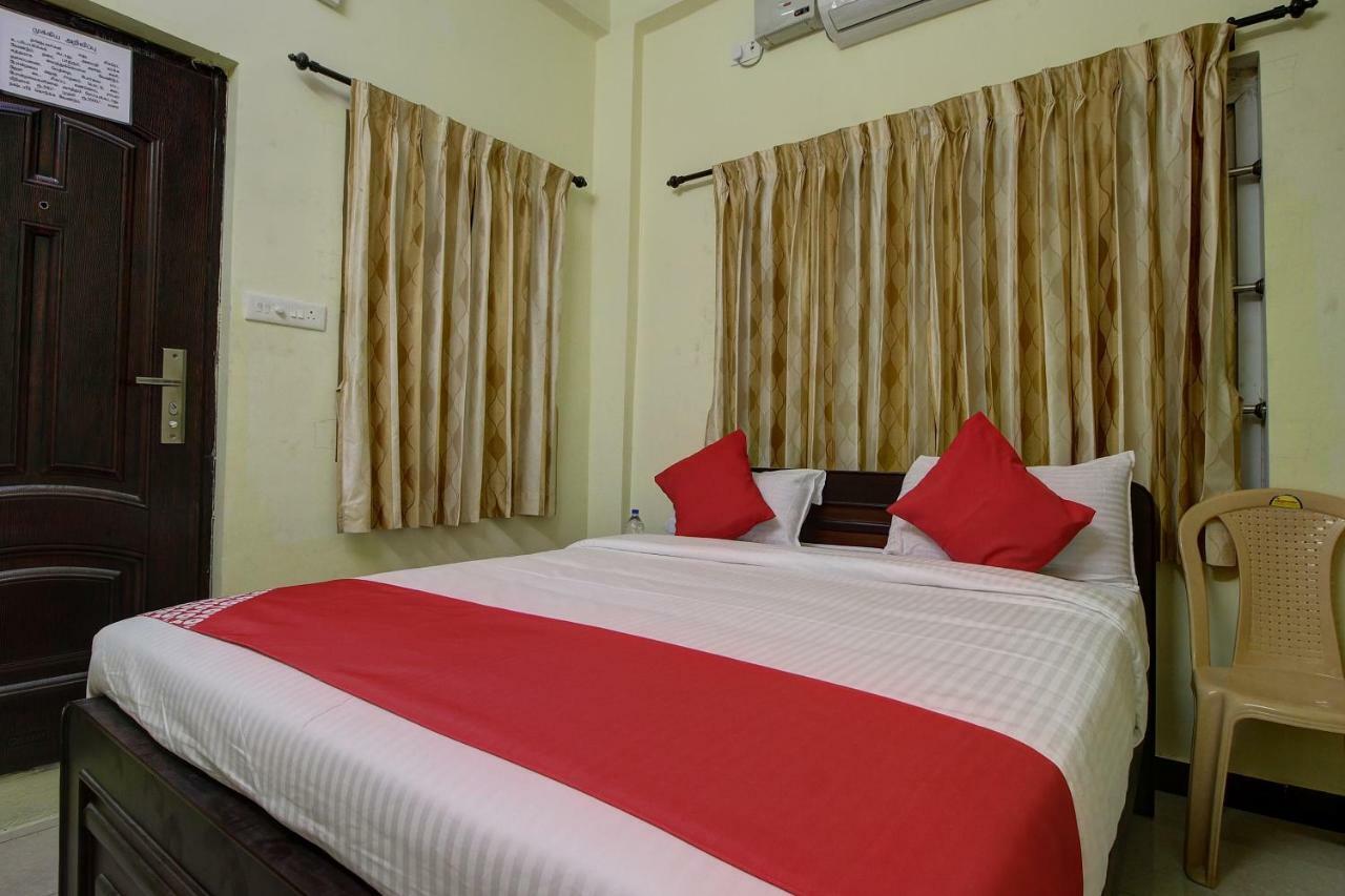 Oyo 42678 Hotel Vasantha Bhavanam Saver Коимбаторе Екстериор снимка
